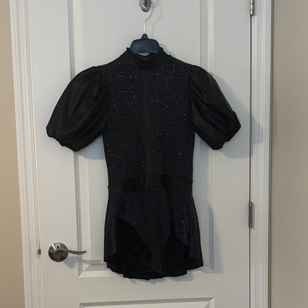 Black Sparkle Puff-Sleeve Dance costume Adult Large